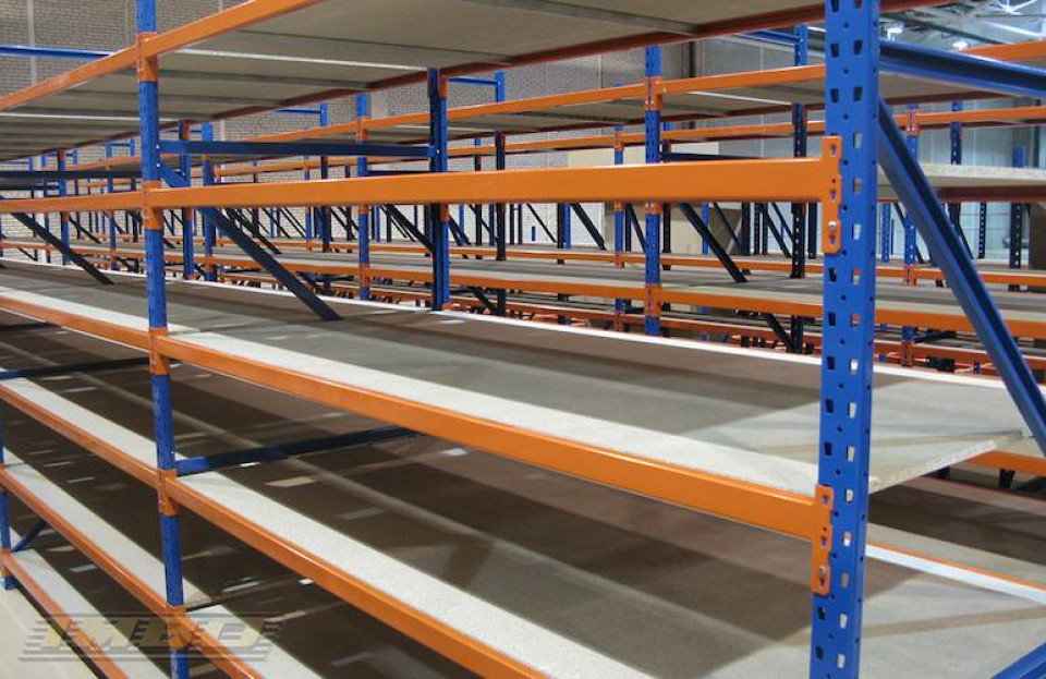 стелажі для складу